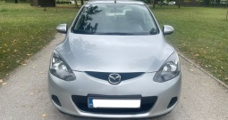 Mazda 2 1.3 + plin, klima, 2008. God