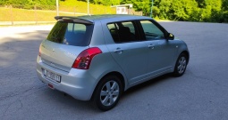 Suzuki Swift 1.3 GLX + plin