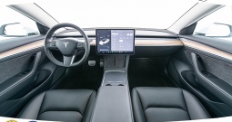 Tesla Model 3 Performance AWD 510 KS, ACC+KAM+LED+GR SJED+NAVI+ASIST