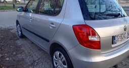 Skoda Fabia 16 TDI.2011 g reg 10 mj 24 g odlicna malo trosi nove gume kuka Zg