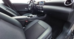 Mercedes-Benz CLA 180 d AUTOMATIK ALU NAVI KAMERA FULL LED