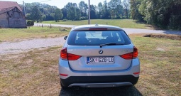 BMW X1 1.8 xdrive 4x4 samo 121000 km, garancia, stanje odlično, kartice