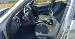 BMW X1 1.8 xdrive 4x4 samo 121000 km, garancia, stanje odlično, kartice