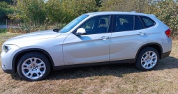 BMW X1 1.8 xdrive 4x4 samo 121000 km, garancia, stanje odlično, kartice