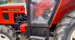 Traktor Zetor