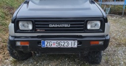 Daihatsu feroza