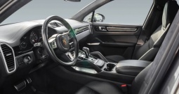 Porsche Cayenne Turbo 4.0 V8 Tiptronic S 550 KS, ZRAČNI+ACC+KAM+MATRIX+CHRONO