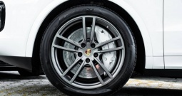 Porsche Cayenne Turbo 4.0 V8 Tiptronic S 550 KS, ZRAČNI+ACC+KAM+LED+PANO+CHR...