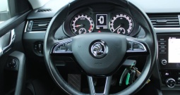 Škoda Octavia Combi 1.6 TDi *NAVIGACIJA*