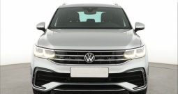 VW Tiguan 2.0 TDI 4M Aut. R-Line 150 KS, ACC+KAM+LED+GR SJED+NAVI+VIRT+ASIST