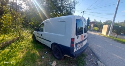 Opel combo 1. 3. Cdti 1300 čitaj oglas