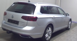 VW Passat Variant 2.0 TDI 4M DSG Elegance 239 KS, ACC+KAM+LED+GR SJED+NAVI+AS...