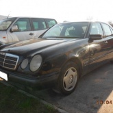 Mercedes E-klasa , E200