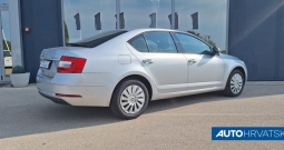 ŠKODA OCTAVIA 1.6 TDI AMBITION, 11.200,00 €