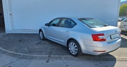 ŠKODA OCTAVIA 1.6 TDI AMBITION, 11.200,00 €