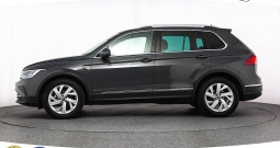 VW Tiguan 2.0 TDI DSG Life 122 KS, ACC+KAM+LED+GR SJED+NAVI+ASIST