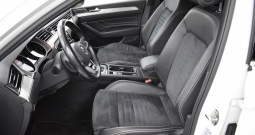 VW Passat Variant 2.0 TDI DSG 4M Elegance 240 KS, ACC+LED+4xGR SJED+ASIST+MAS...