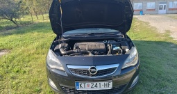 Opel Astra 1.7 cdti sw 96 kw-servisna knjiga-puno dodatne opreme-kartice