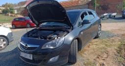 Opel Astra 1.7 cdti sw 96 kw-servisna knjiga-puno dodatne opreme-kartice