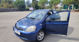 Toyota Yaris 1.0 VVT 161.000 km, reg. 31/7/2025.