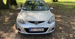 Mazda 2, 1.3 + plin - klima - registracija do 9 mjeseca 2025, 2008. godište