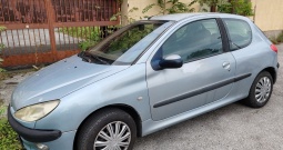 Peugeot 206, potpuno servisiran i registriran do 7/25