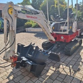 Bager Takeuchi TB215R VIO model viličar valjak demper traktorska kosilica 4x4