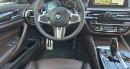 BMW SERIJA 5 540i xDrive M