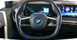 BMW iX xDrive 40 Sport 326 KS, ACC+KAM+LED+GR SJED+WIDES+HEAD+NAVI+ASIST