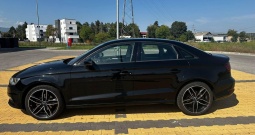 Prodajem Audi A3 Attraction 1.6tdi LIMOUSINE