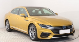 VW Arteon 2.0 TDI DSG 190 KS, ACC+KAM+GR SJED+LED