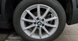 BMW X1 sDrive 18d Aut. Advantage 150 KS, ACC+KAM+GR SJED+HEAD+NAVI+ASIST