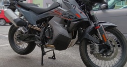 KTM 890 Adventure 2023. g., reg. 8 mj/2025., km 4555, Garažiran