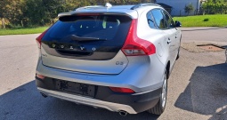 Volvo V40 cross country D3