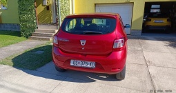 Prodajem Daciu sandero 1.2 16V