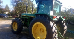 John Deere 3650