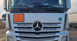 Mercedes-Benz Actros 1845