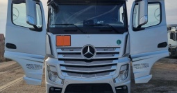 Mercedes-Benz Actros 1845