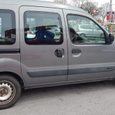 Prodajem Renault Kangoo 1,4 Expression sive metalik boje.