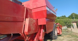 Kombajn Massey Ferguson