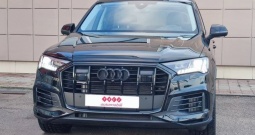 AUDI Q7 55TFSIe quattro Select