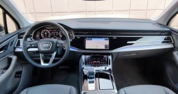 AUDI Q7 55TFSIe quattro Select