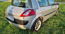 Renault Megane 1.5 dci Klima(radi) 5 vrata