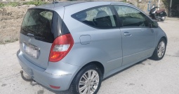 Mercedes A klasa 180 CDI, parkirni senzori