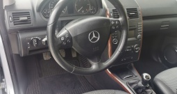 Mercedes A klasa 180 CDI, parkirni senzori