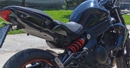 Kawasaki ER 6N prodaja ili zamjena za auto