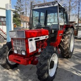 Traktor international 845 niska kabina