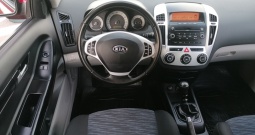 Kia ProCeed 1.6 CRDi 2009 godina,Maximalno očuvana