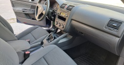 VW Golf V, 1.6 Trendline, SUPER PRILIKA