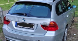 BMW 320d Touring – Nov motor, odlično očuvan, automatik